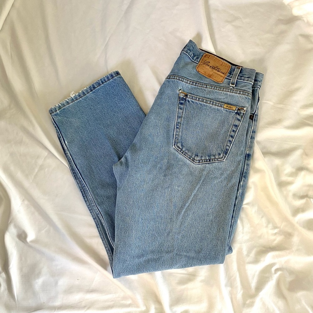 Vintage Levi’s Light Wash Loose Fit Denim Jeans